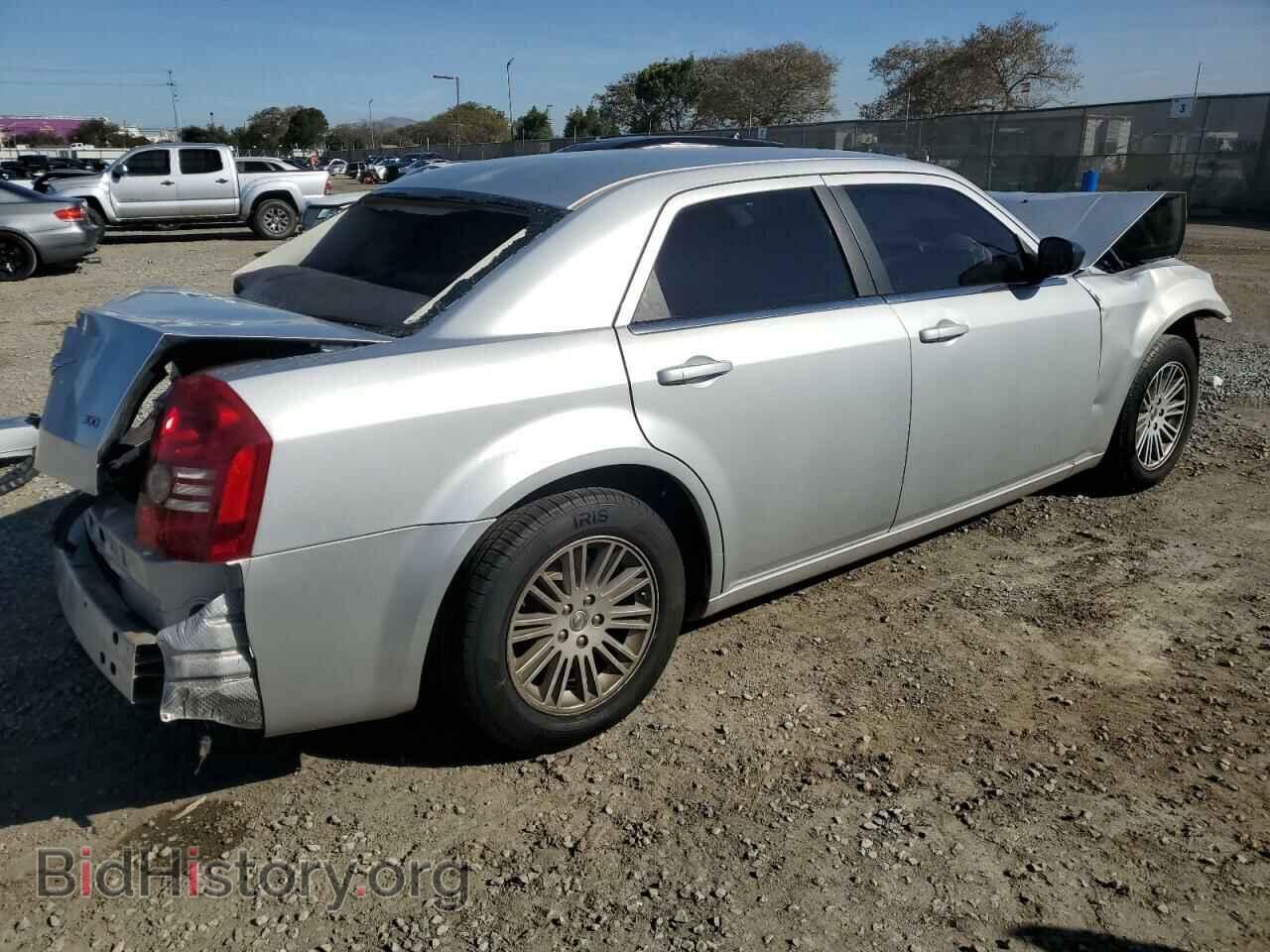 2009 CHRYSLER 300 - VIN: 2C3KA43D79H505560 - Фото 3