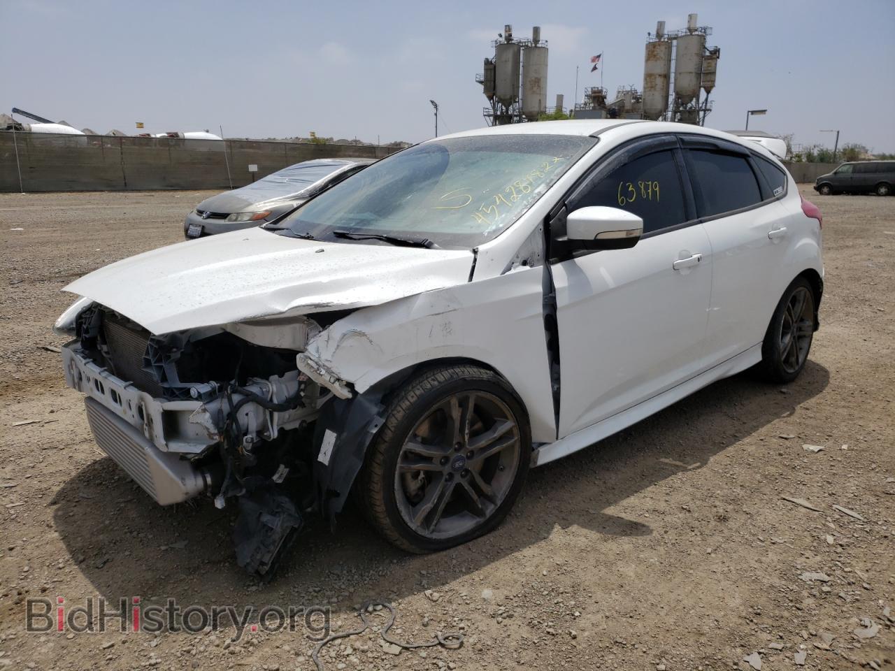 2017 FORD FOCUS - VIN: 1FADP3L93HL223092 - Photo 2