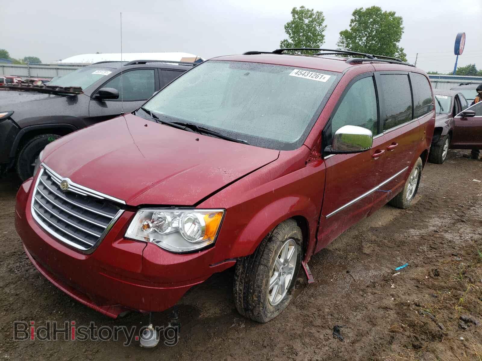 2010 CHRYSLER MINIVAN - VIN: 2A4RR8D10AR431406 - Photo 2