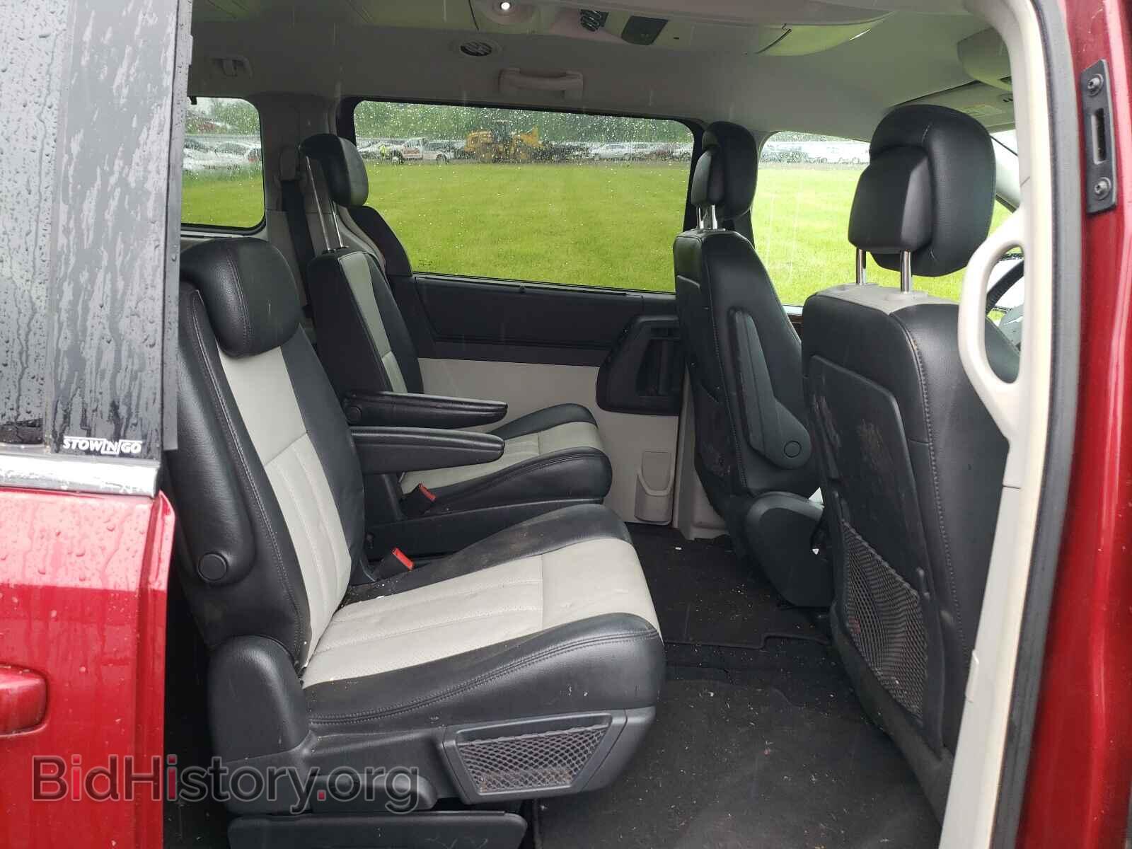 2010 CHRYSLER MINIVAN - VIN: 2A4RR8D10AR431406 - Photo 6