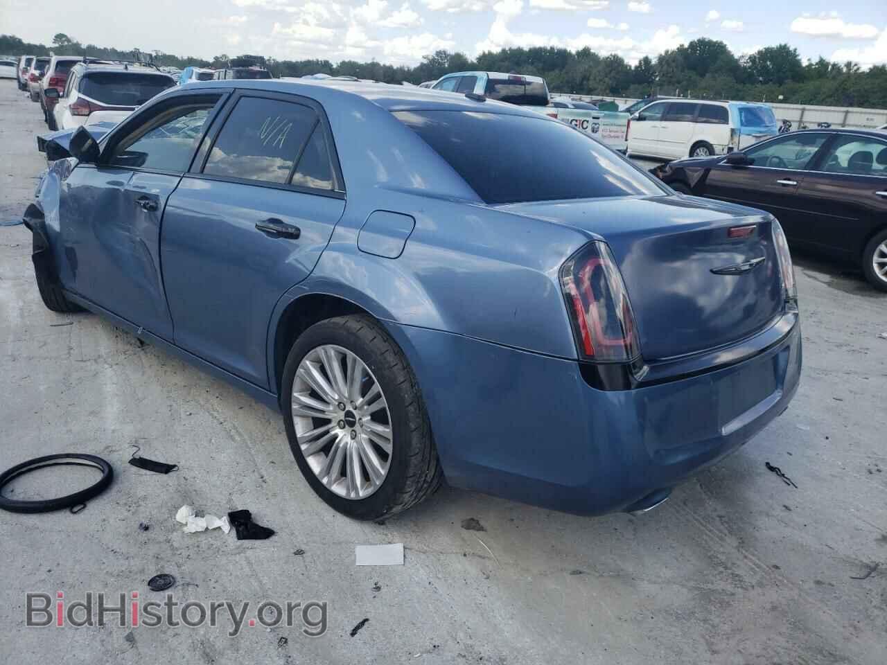2011 CHRYSLER 300 - VIN: 2C3CA5CGXBH592350 - Фото 3