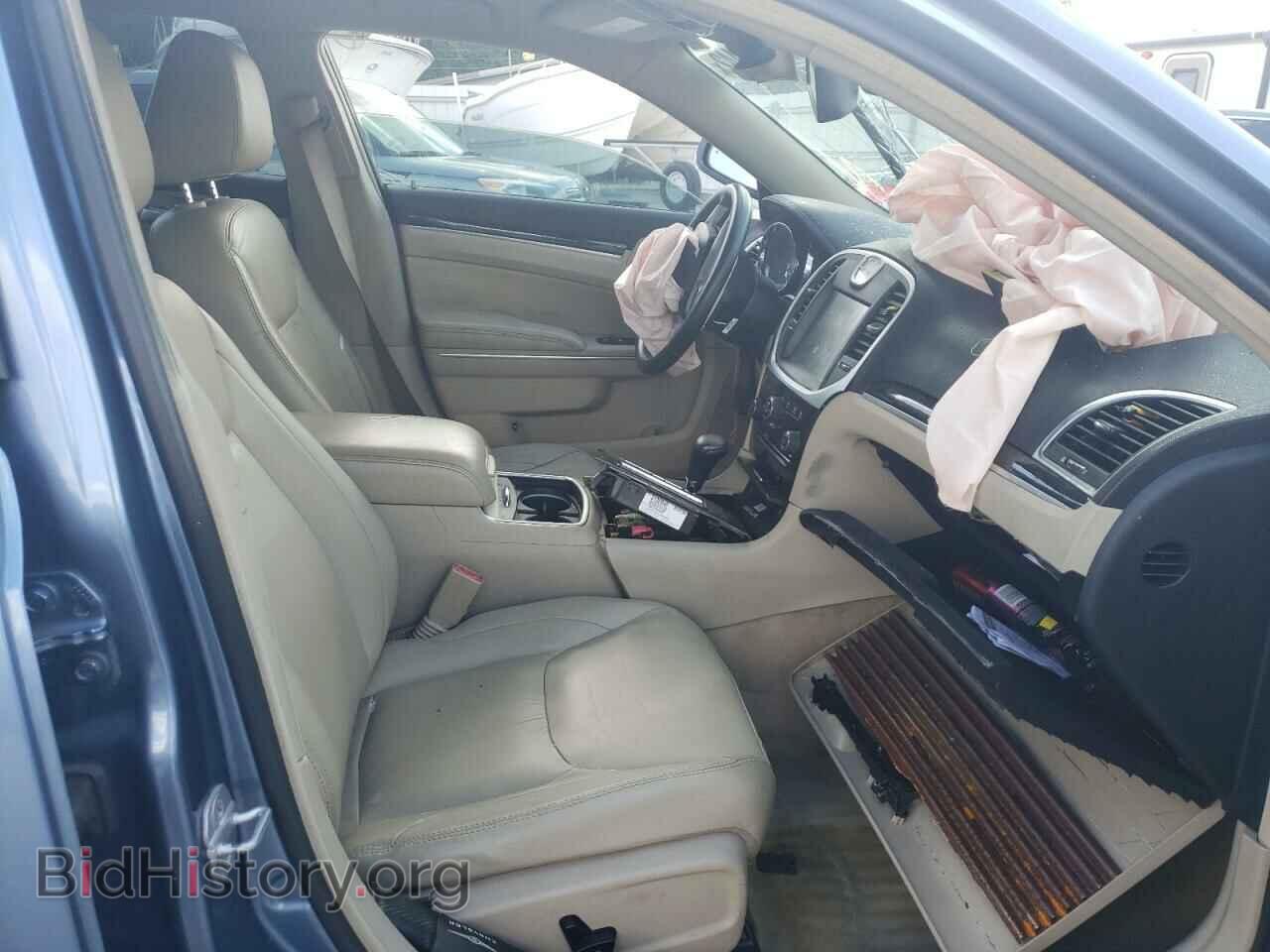 2011 CHRYSLER 300 - VIN: 2C3CA5CGXBH592350 - Фото 5