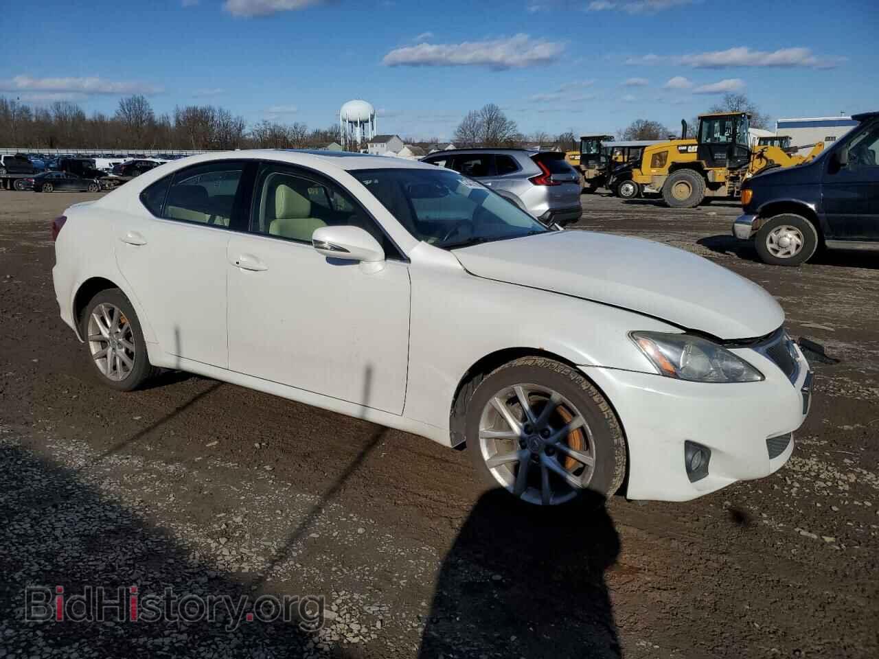 2011 LEXUS IS - VIN: JTHCF5C26B5052050 - Photo 4