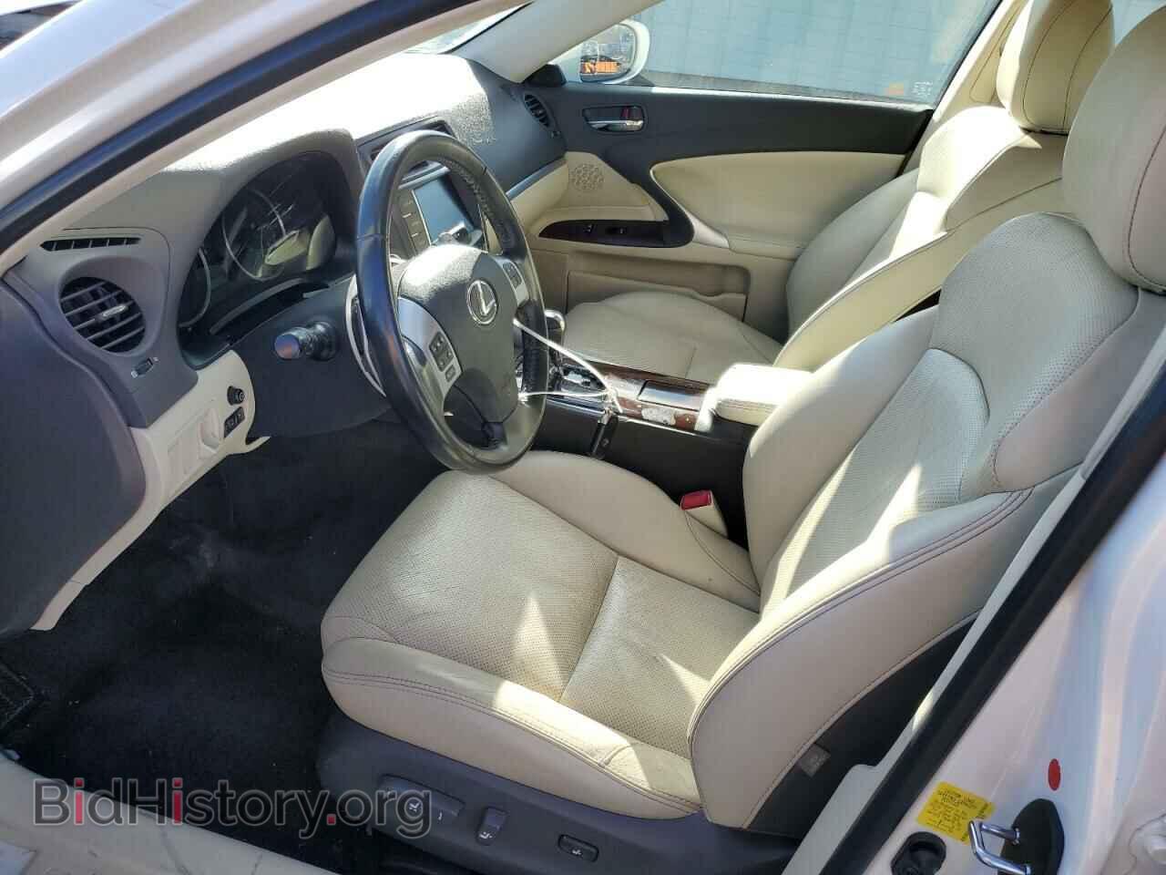 2011 LEXUS IS - VIN: JTHCF5C26B5052050 - Photo 7