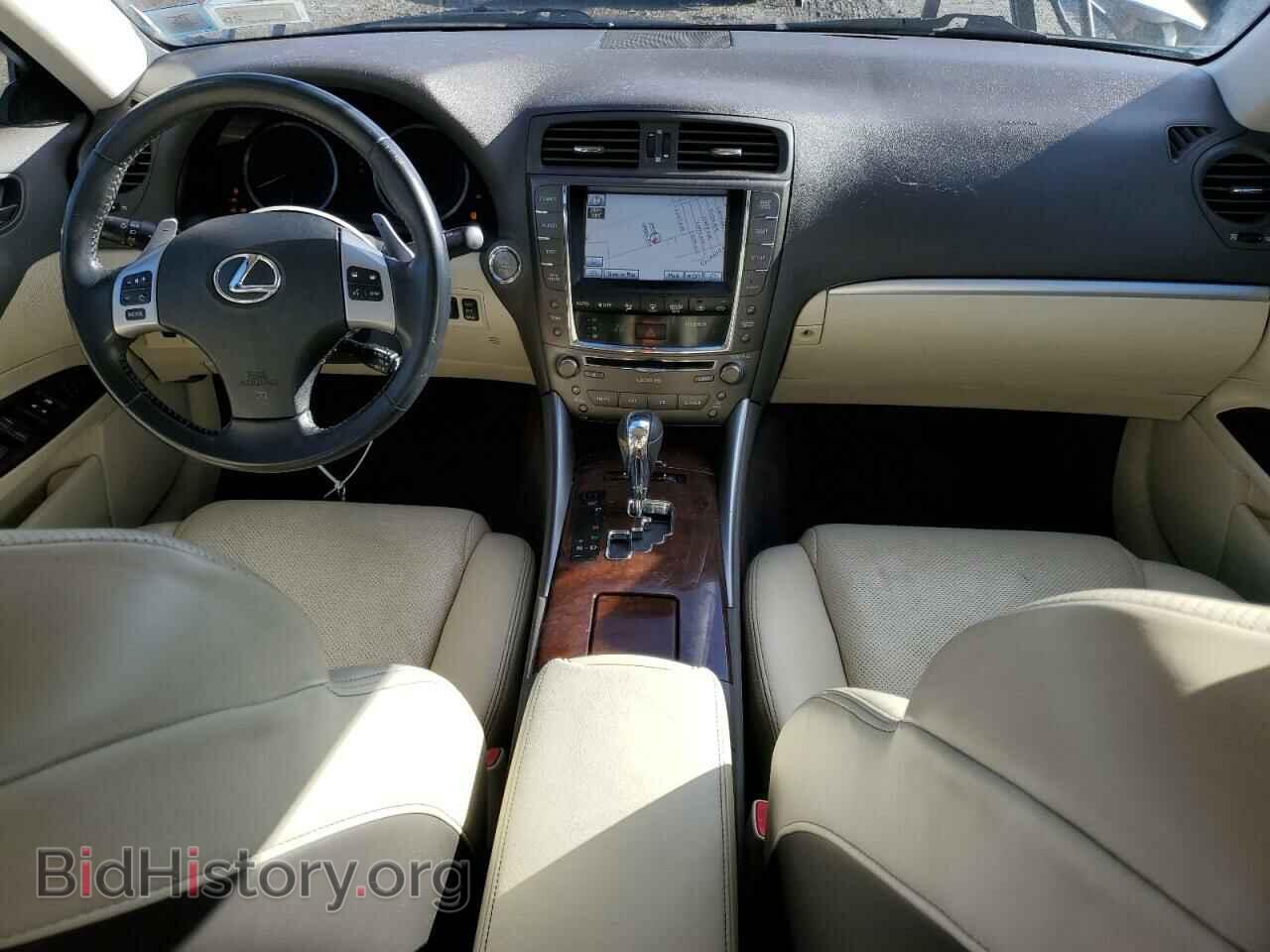 2011 LEXUS IS - VIN: JTHCF5C26B5052050 - Photo 8