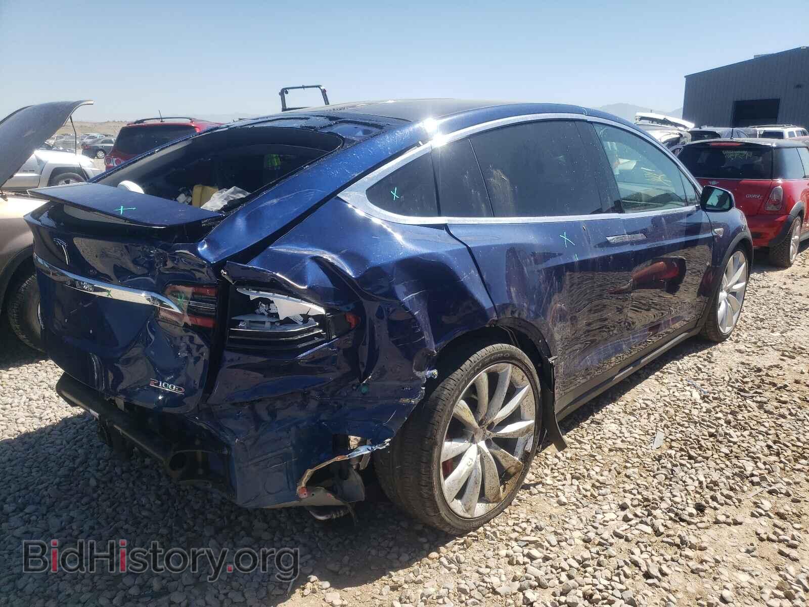 2016 TESLA MODEL X - VIN: 5YJXCBE46GF018768 - Photo 4