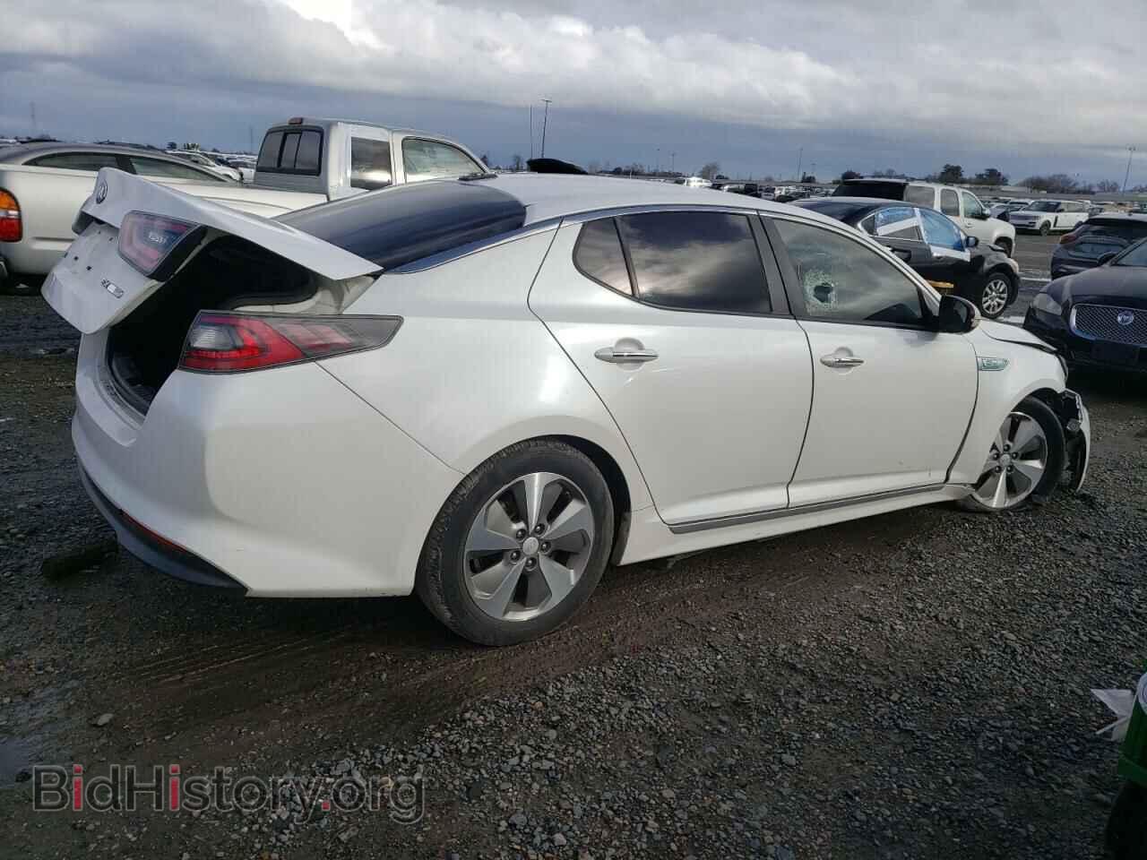 2014 KIA OPTIMA - VIN: KNAGN4ADXE5076132 - Фото 3