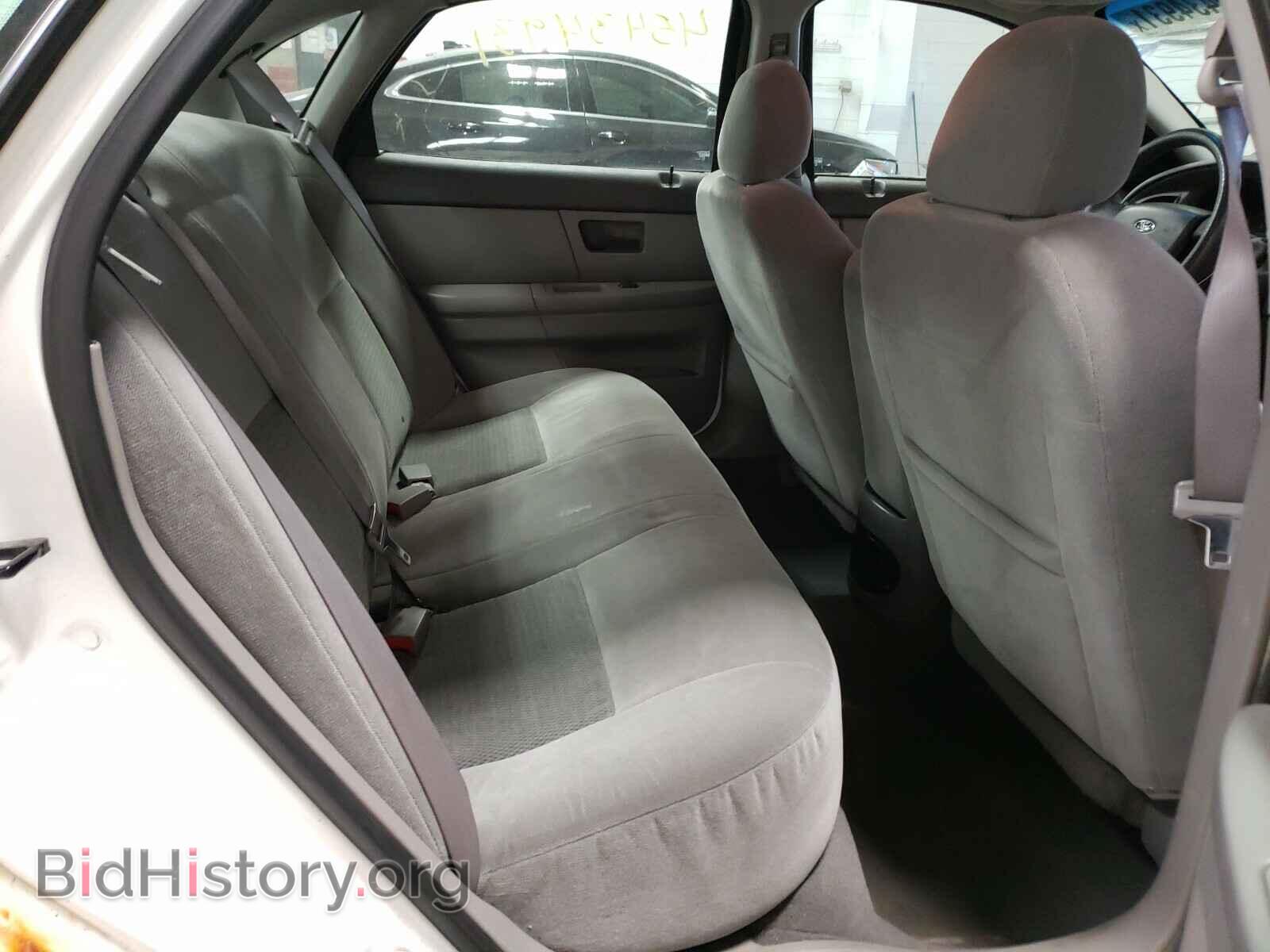 2007 FORD TAURUS - VIN: 1FAFP53U07A109215 - Фото 6
