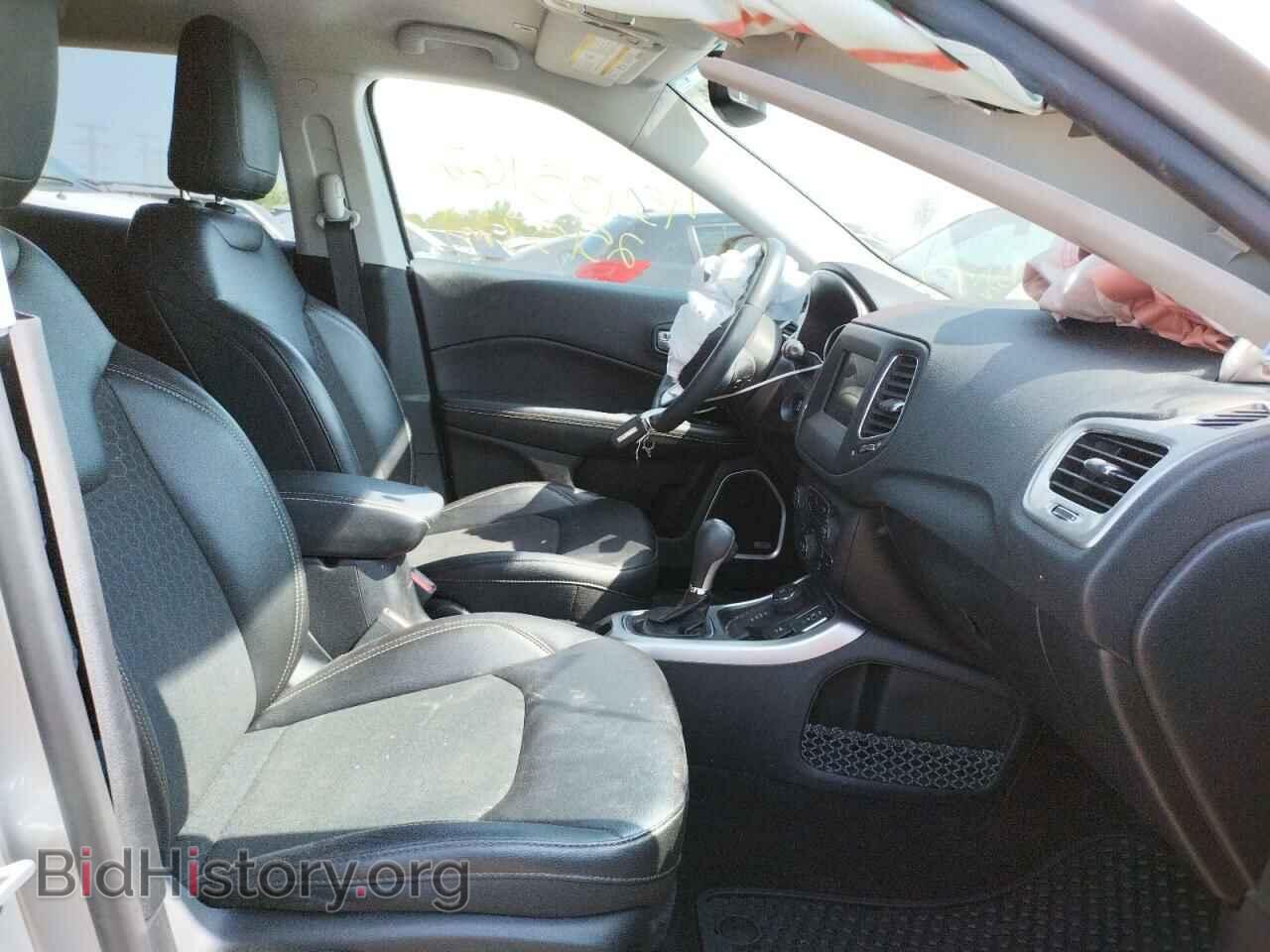 2019 JEEP COMPASS - VIN: 3C4NJDBB2KT703081 - Фото 5