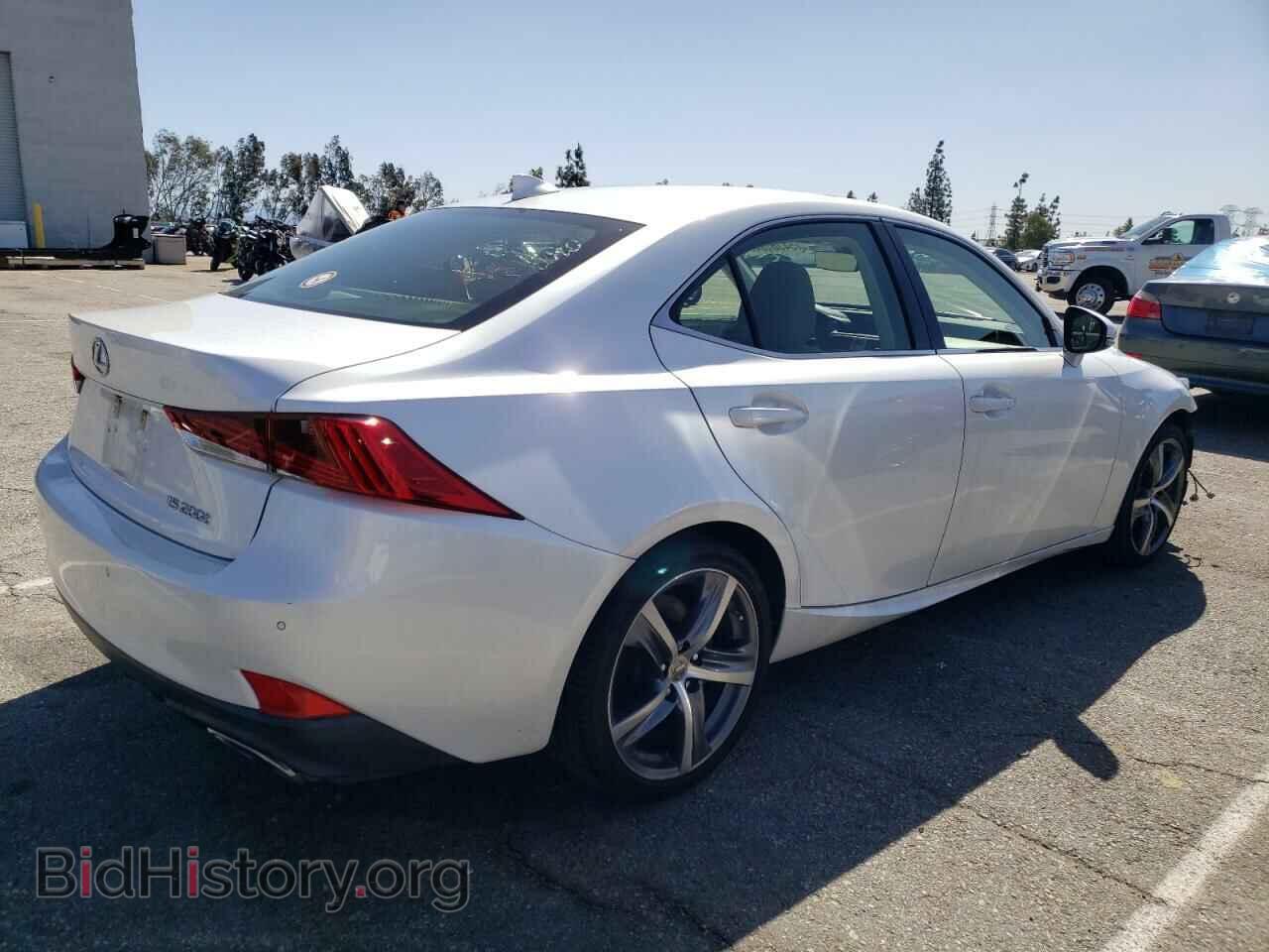 2017 LEXUS IS - VIN: JTHBA1D2XH5060467 - Фото 3