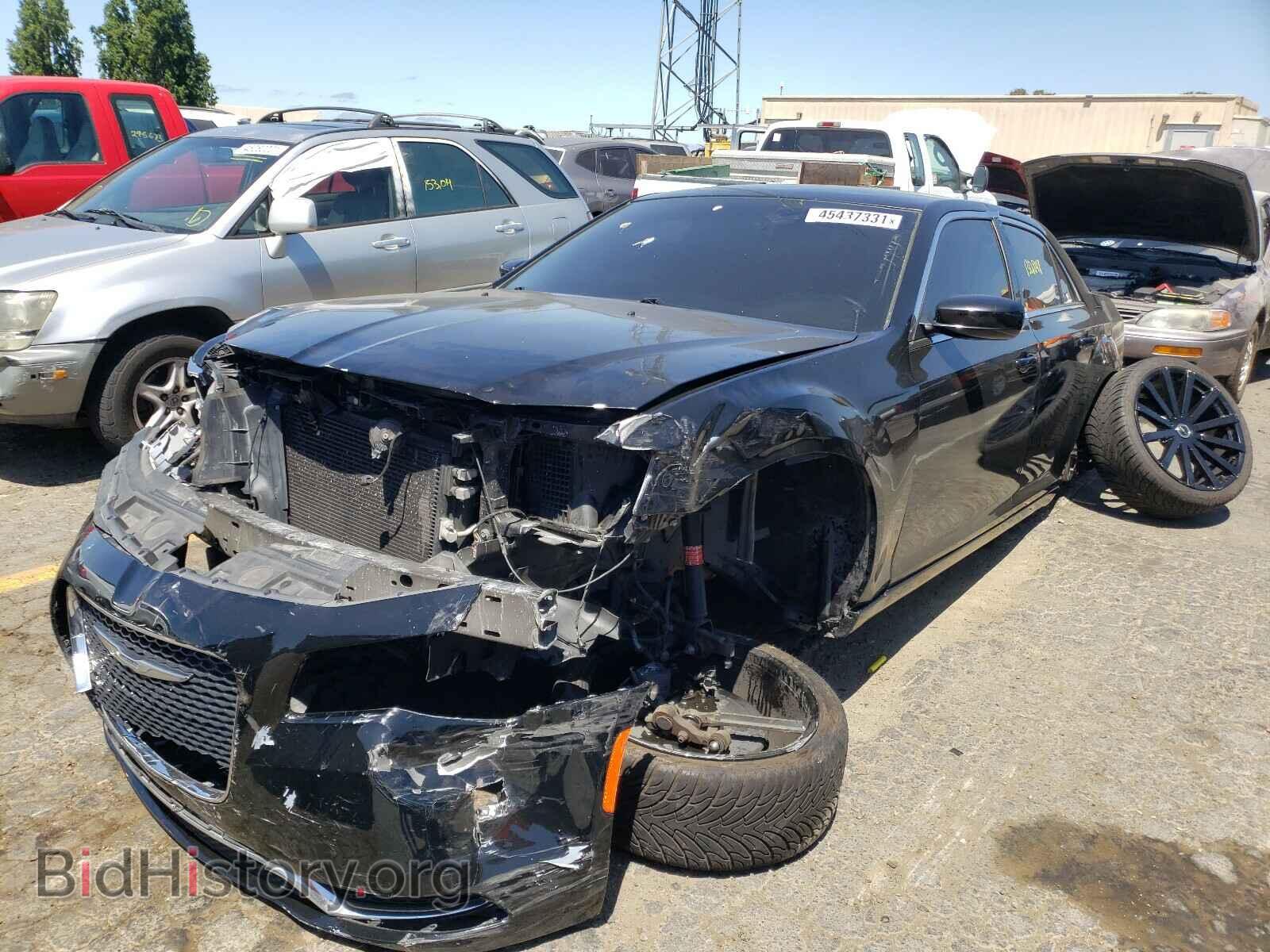 2016 CHRYSLER 300 - VIN: 2C3CCAAG3GH248484 - Фото 2