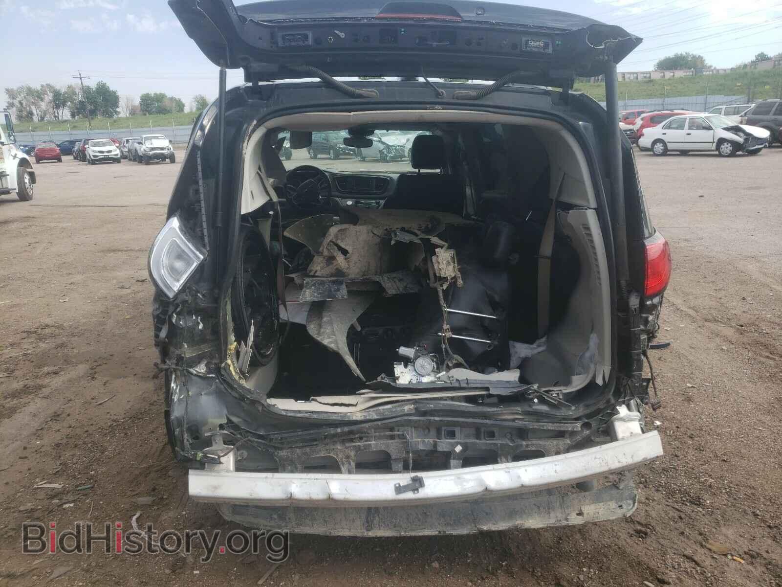 2017 CHRYSLER PACIFICA - VIN: 2C4RC1BGXHR613372 - Photo 9