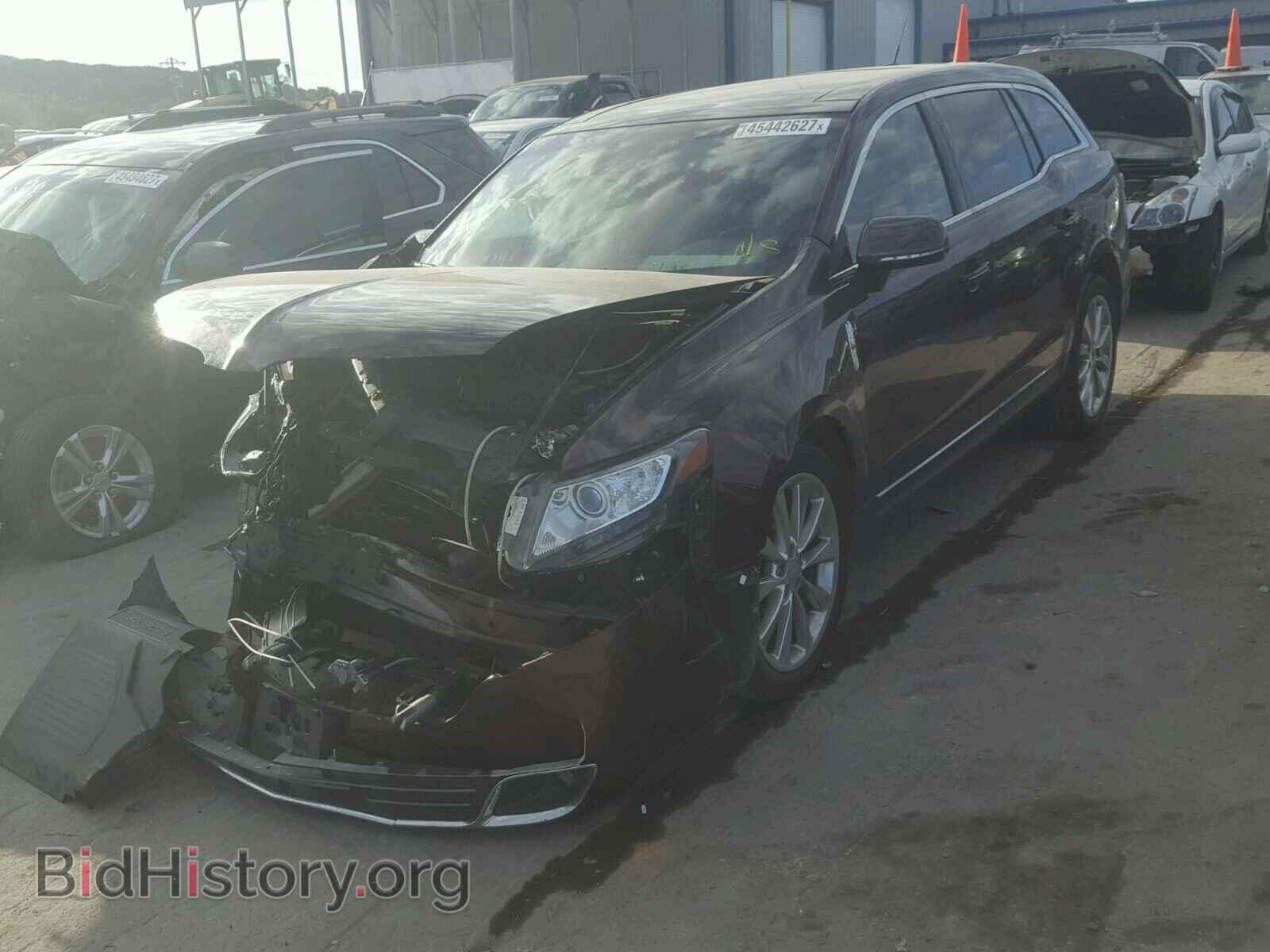 2011 LINCOLN MKT - VIN: 2LMHJ5AT7BBJ53790 - Фото 2