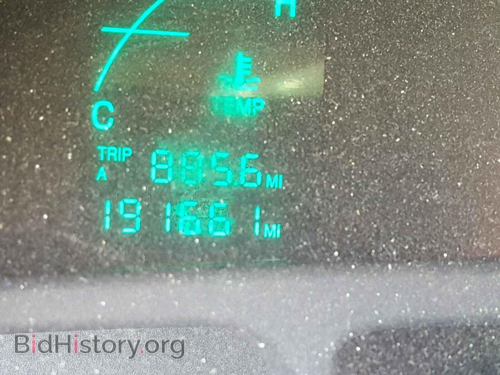 2002 CADILLAC DEVILLE - VIN: 1G6KD54Y72U101903 - Photo 8