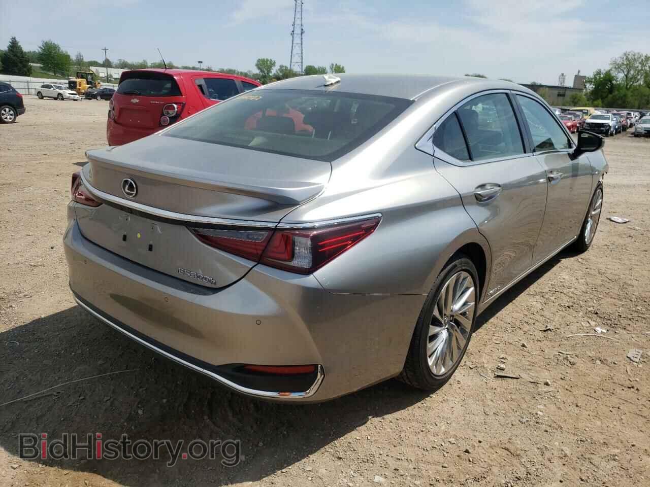2019 LEXUS ES300 - VIN: JTHB21B19K2040551 - Фото 4