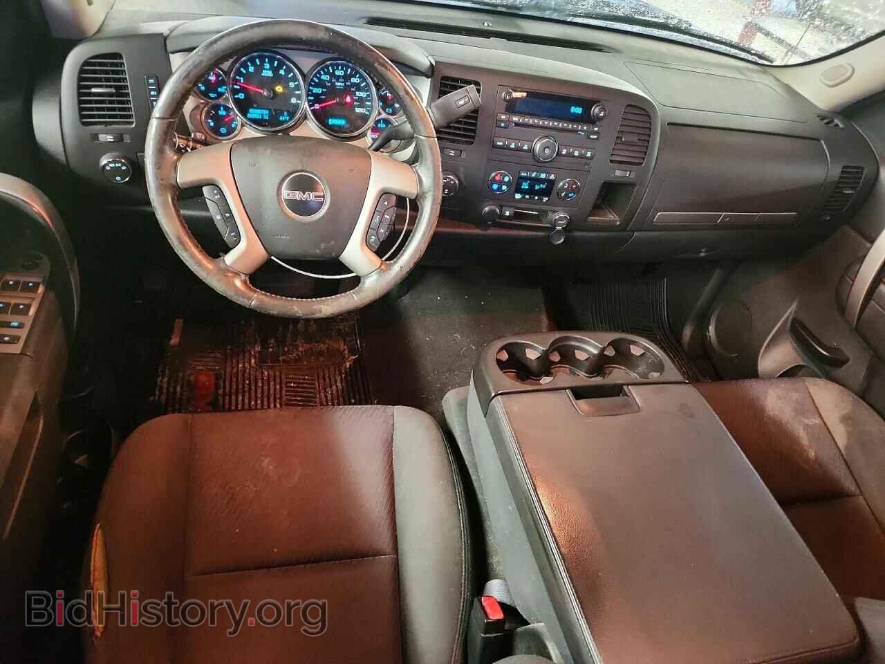 2011 GMC SIERRA - VIN: 1GTR2VE31BZ313882 - Фото 8