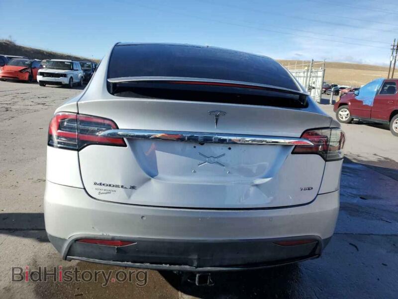 2017 Tesla MODEL X (VIN 5YJXCDE22HF049558) — photo 6 of 14