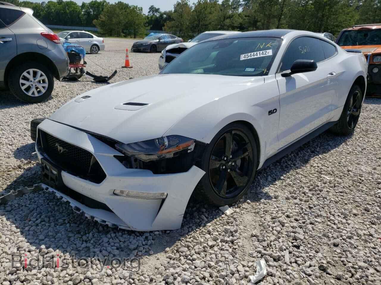 2021 FORD MUSTANG - VIN: 1FA6P8CF8M5126027 - Фото 2