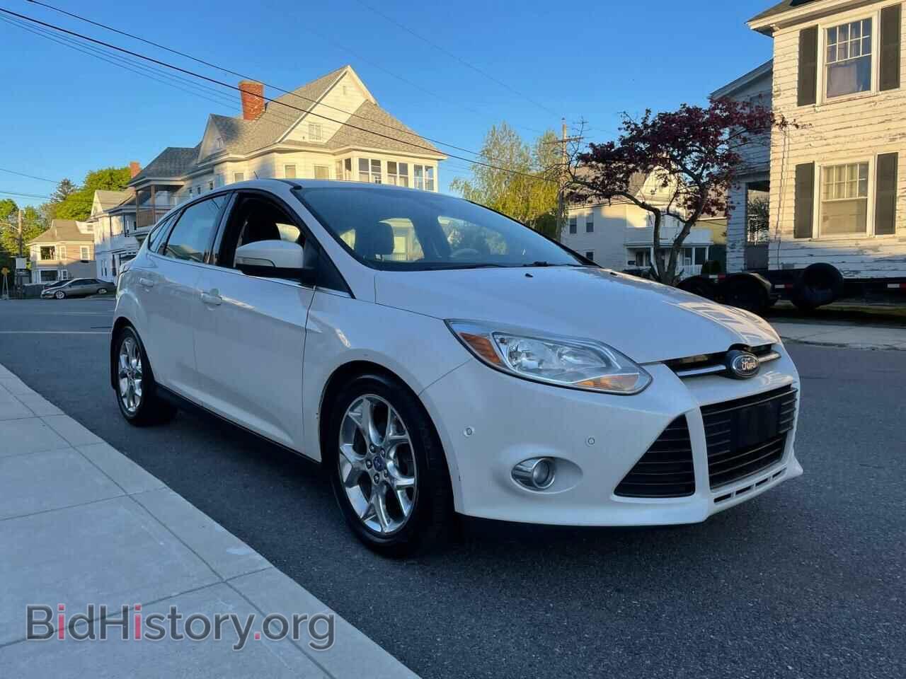 Фотография 1FAHP3M21CL359748 - FORD FOCUS 2012