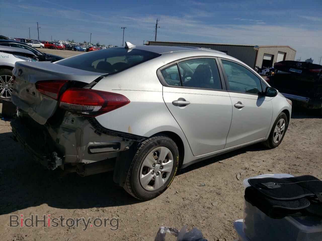 2017 KIA FORTE - VIN: 3KPFK4A75HE140362 - Фото 3