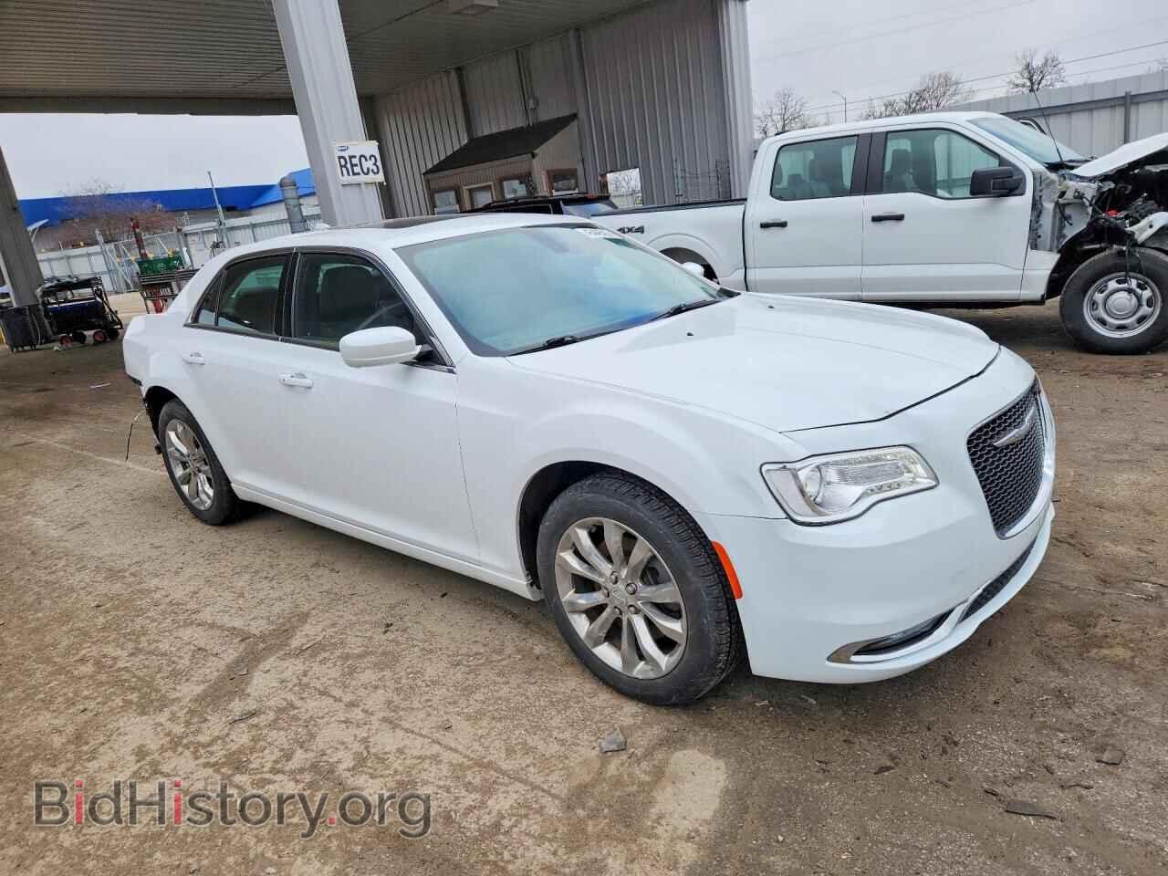 2016 CHRYSLER 300 - VIN: 2C3CCARG3GH182524 - Фото 4