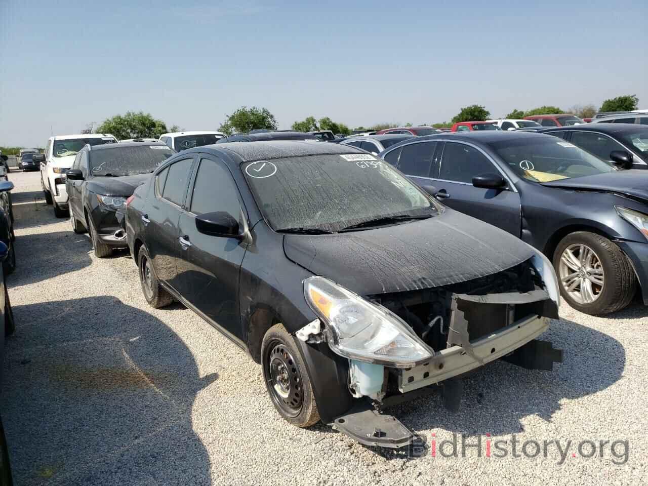 Photo 3N1CN7AP2KL845881 - NISSAN VERSA 2019