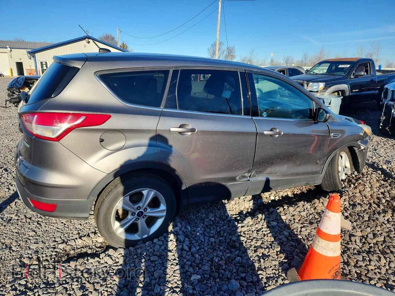 2014 FORD ESCAPE - VIN: 1FMCU0G95EUC52943 - Фото 3