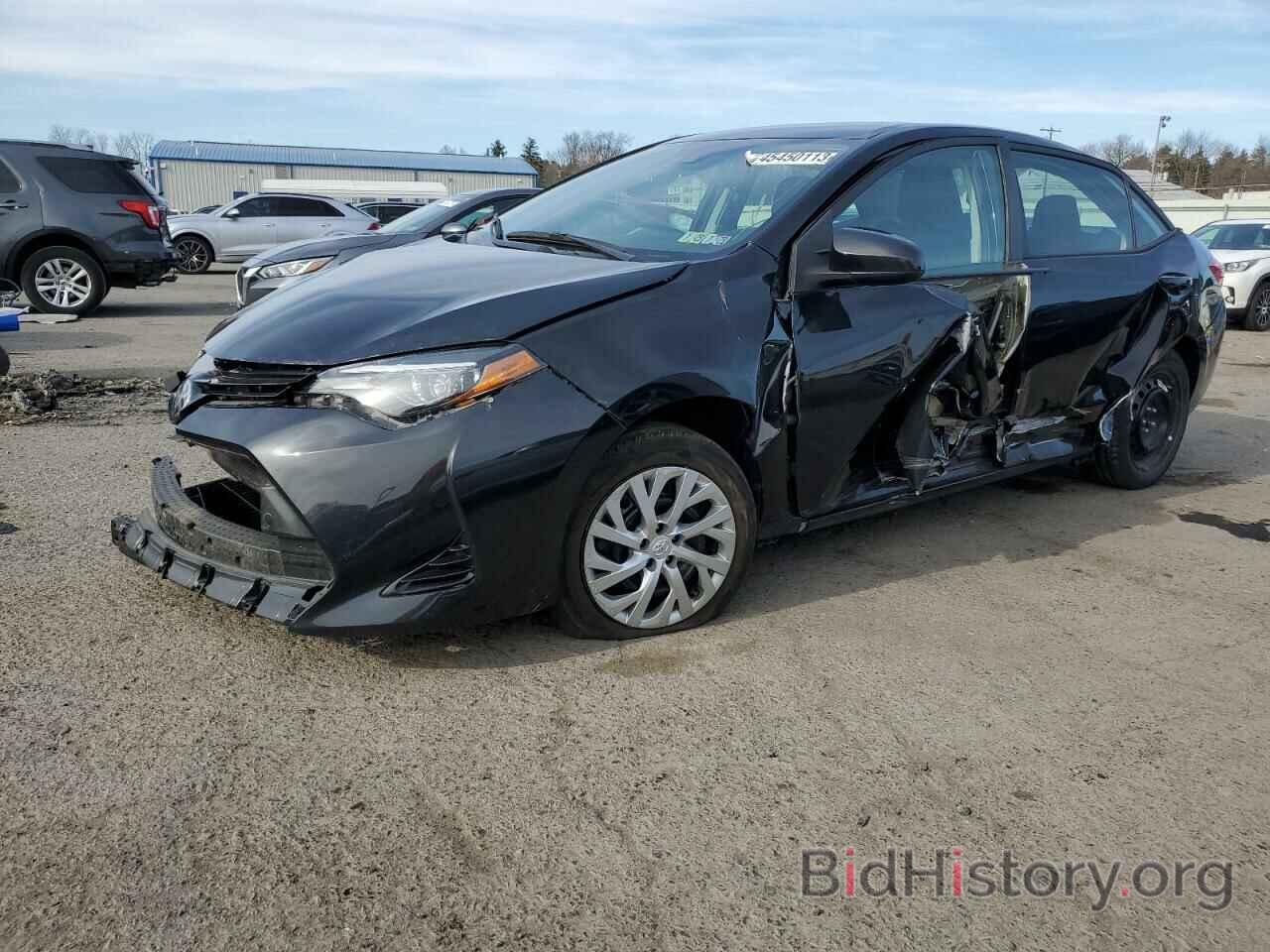 Photo 5YFBURHEXJP820045 - TOYOTA COROLLA 2018