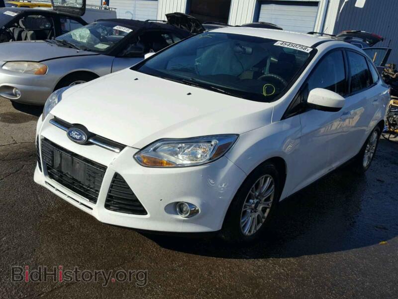 2012 Ford FOCUS (VIN 1FAHP3F27CL333023) — фото 2 из 10