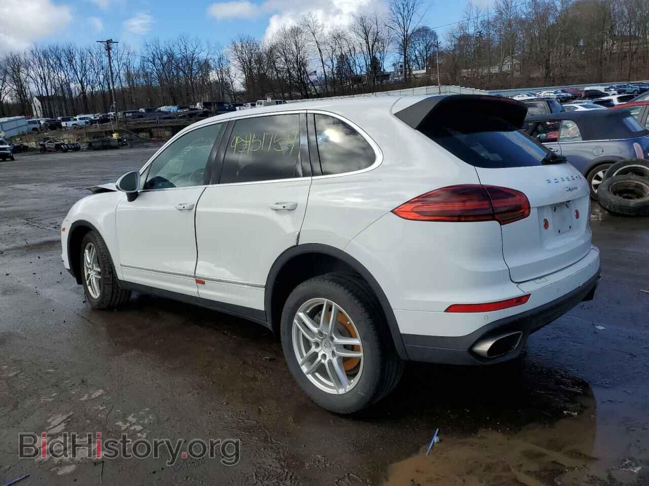 2016 PORSCHE CAYENNE - VIN: WP1AA2A23GLA06203 - Фото 2