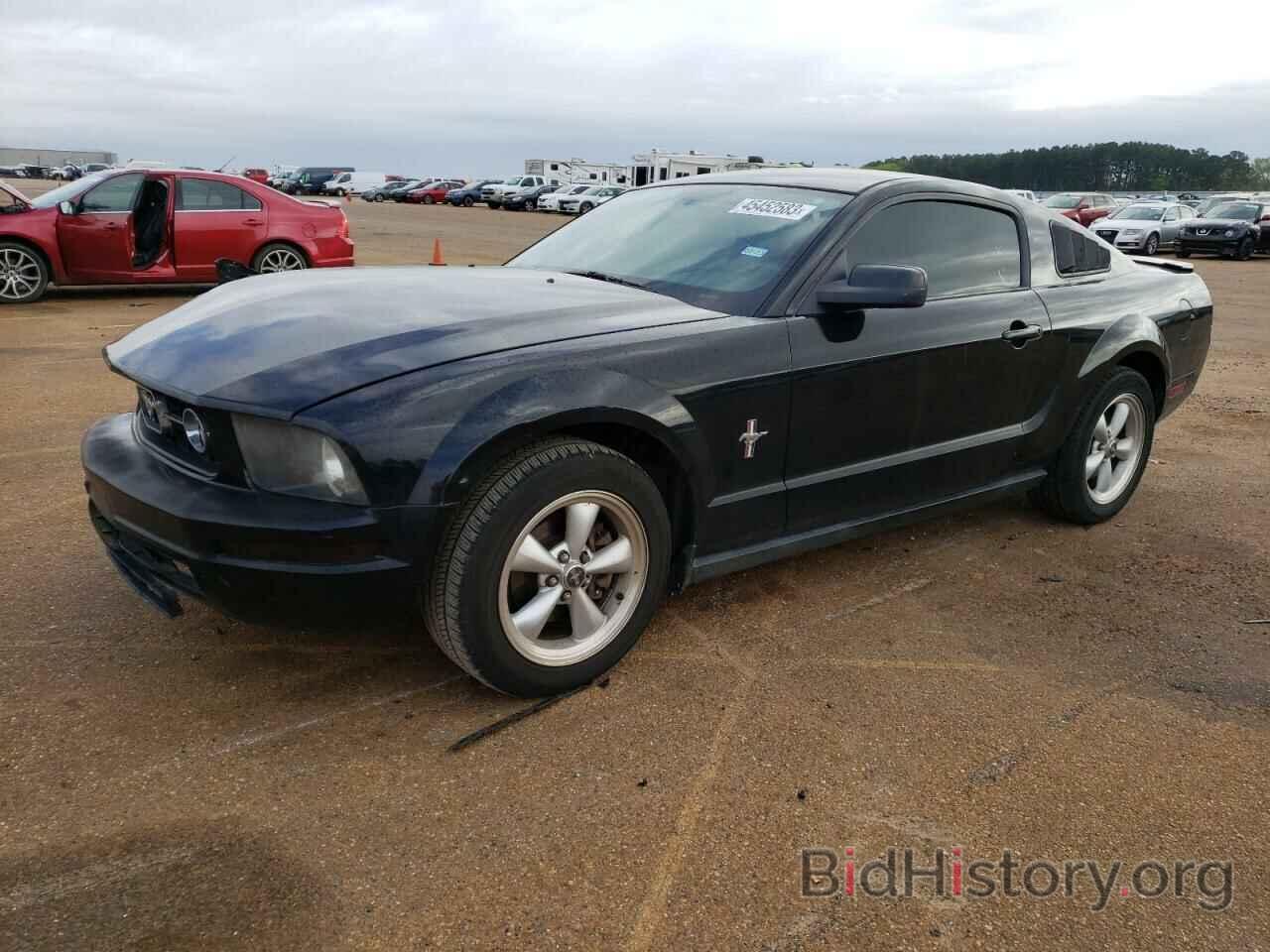Photo 1ZVHT80N685143891 - FORD MUSTANG 2008