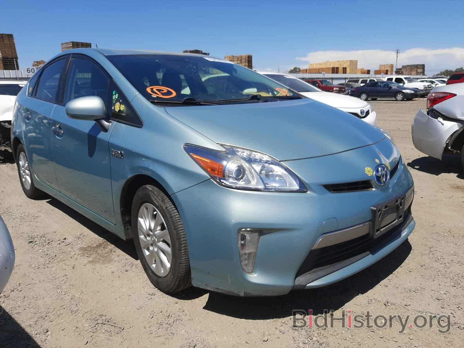 Фотография JTDKN3DP8E3055420 - TOYOTA PRIUS 2014