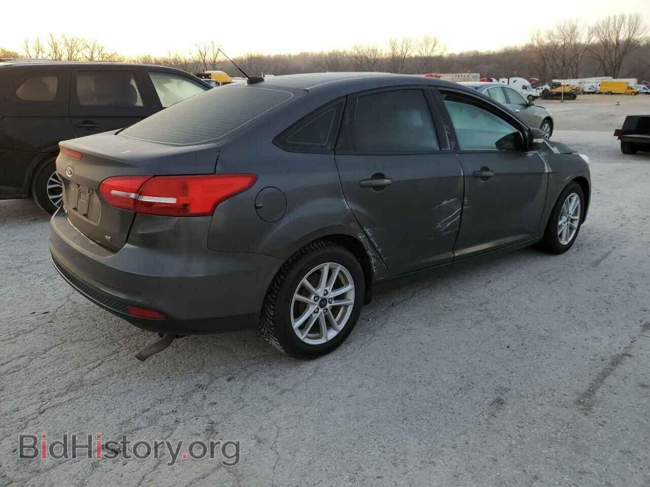 2017 FORD FOCUS - VIN: 1FADP3F21HL293530 - Фото 3