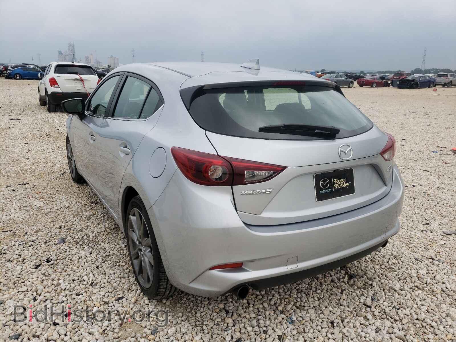 2018 MAZDA 3 - VIN: 3MZBN1M37JM237391 - Фото 3