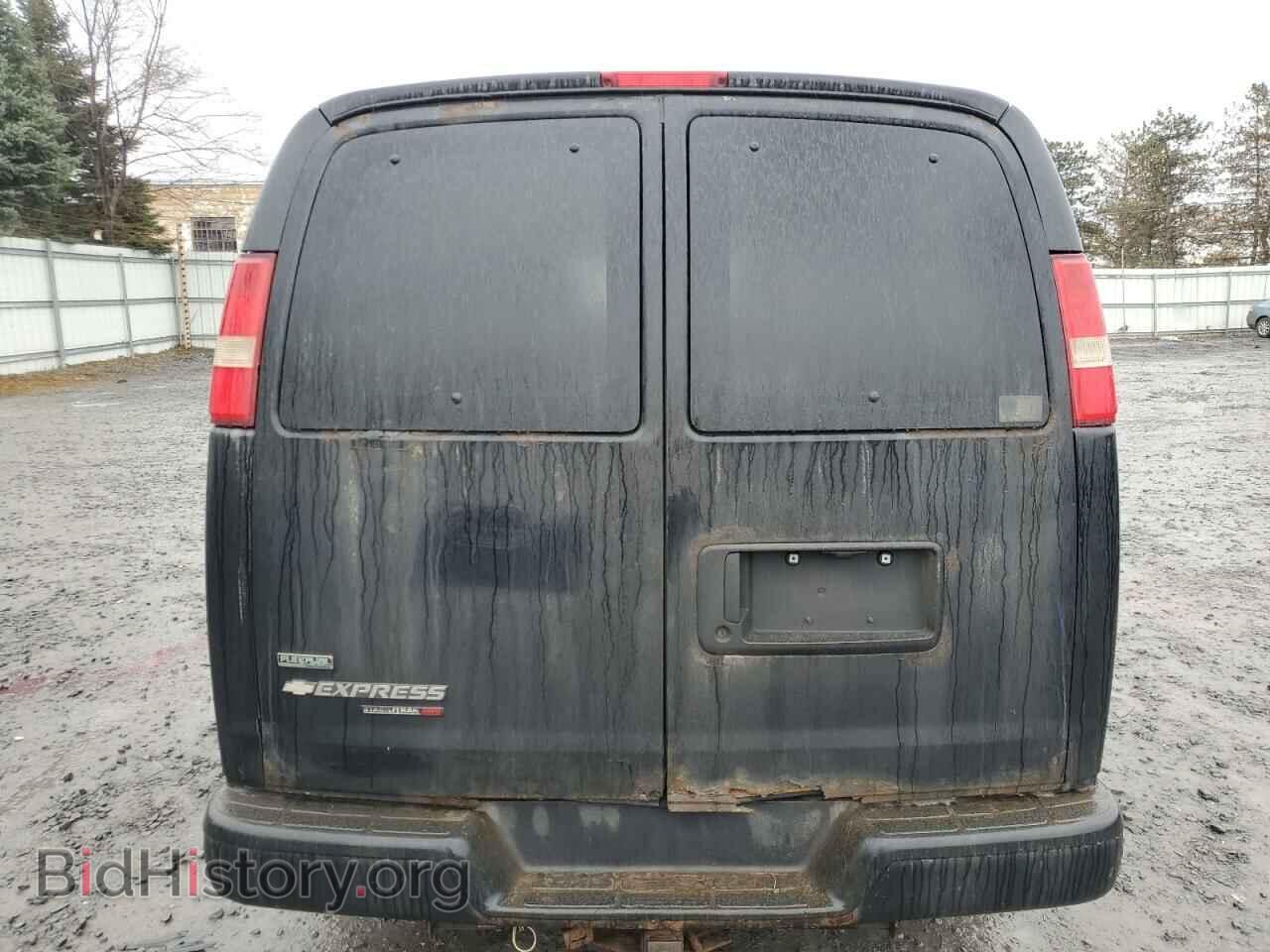 2011 CHEVROLET EXPRESS - VIN: 1GNSHBF44B1177193 - Фото 6