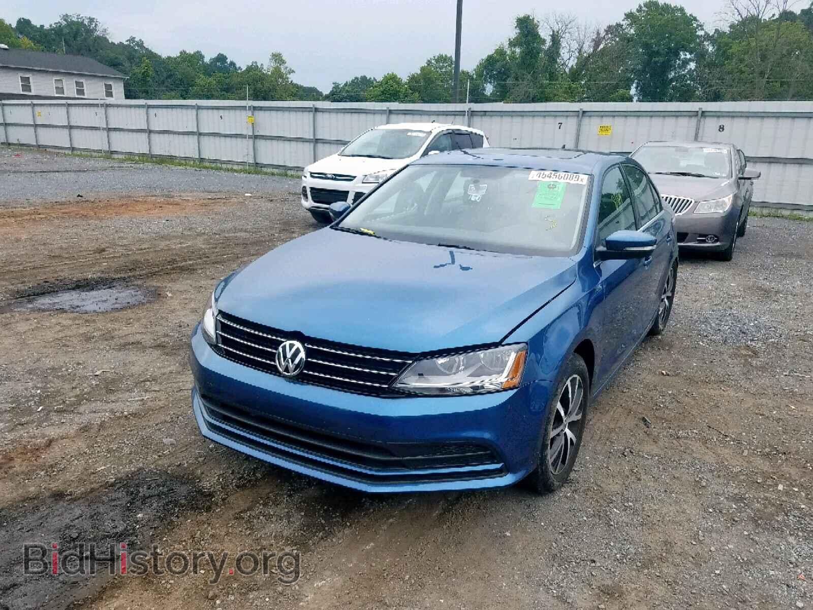 2017 VOLKSWAGEN JETTA - VIN: 3VWDB7AJ0HM394911 - Photo 2
