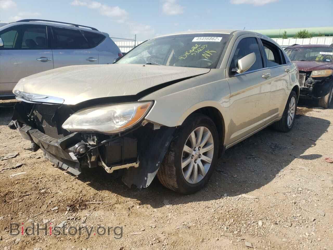 2011 CHRYSLER 200 - VIN: 1C3BC1FB1BN531233 - Фото 2