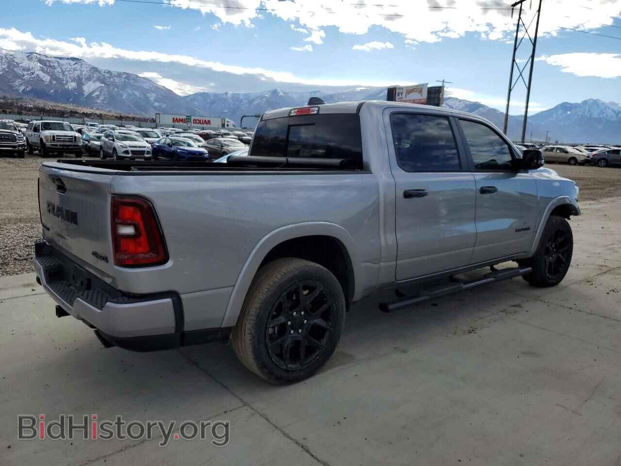 2025 RAM 1500 - VIN: 1C6SRFJP5SN656964 - Фото 3