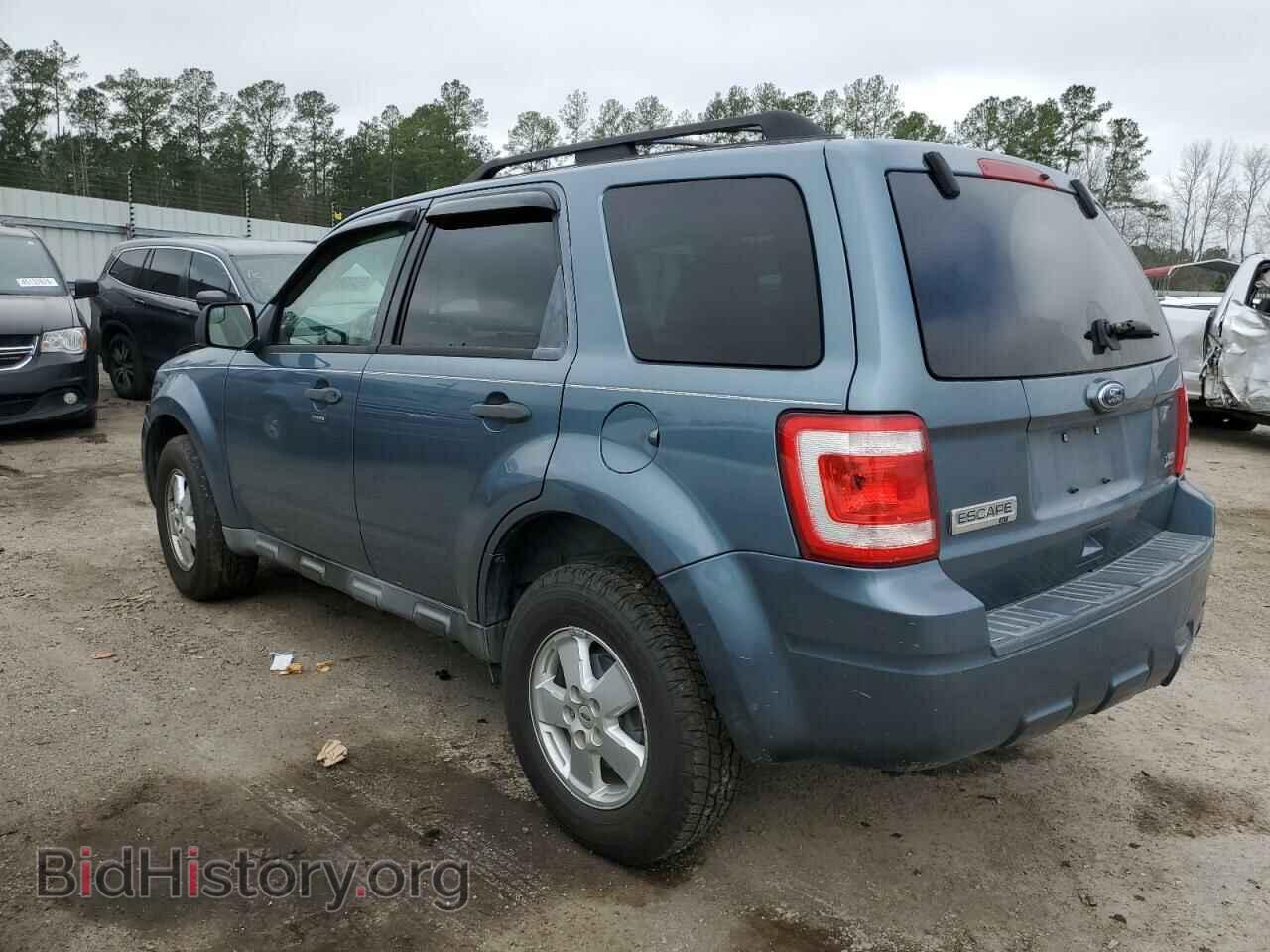 2011 FORD ESCAPE - VIN: 1FMCU0DG5BKA53983 - Фото 2