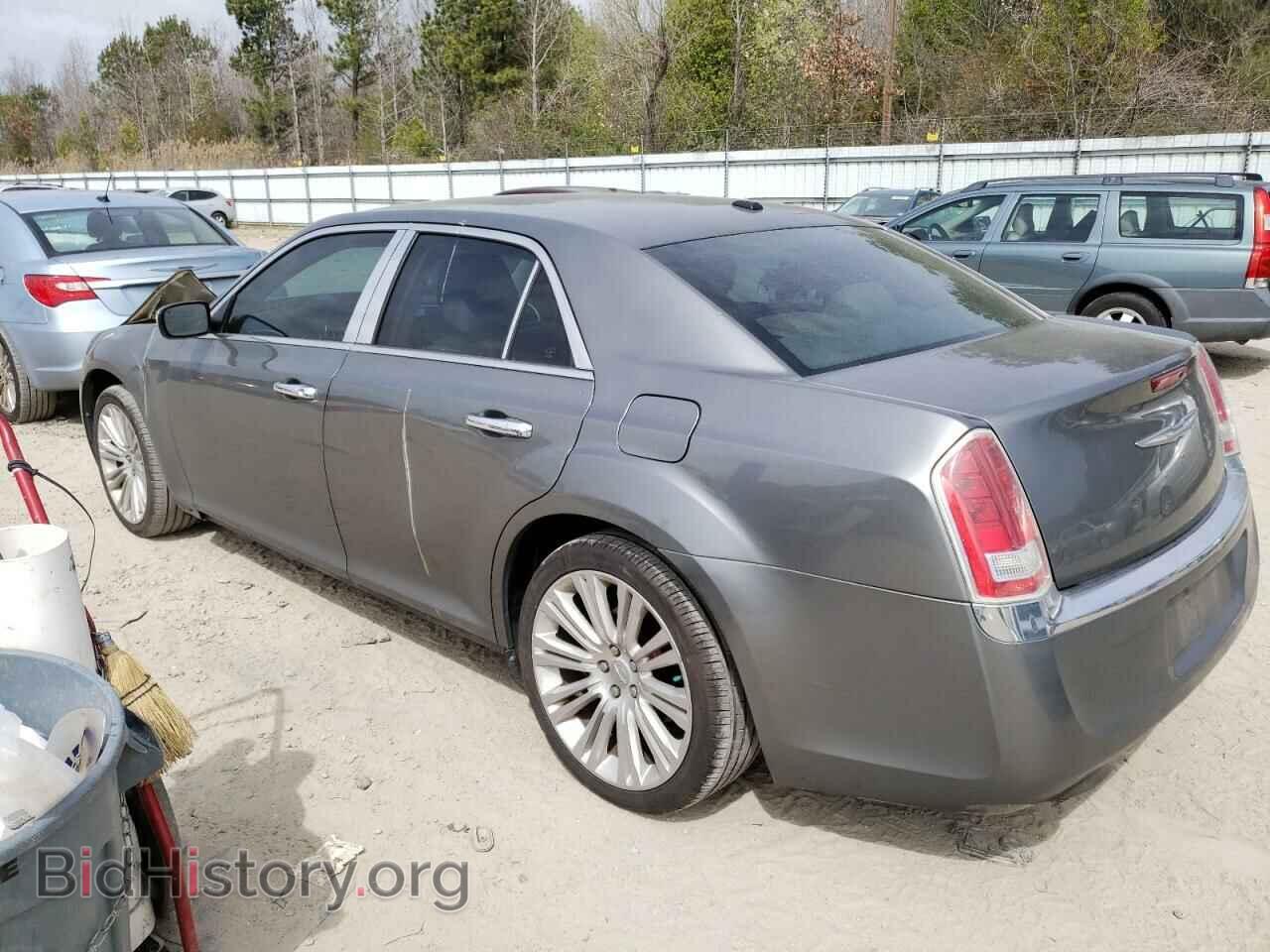 2012 CHRYSLER 300 - VIN: 2C3CCACG3CH223219 - Фото 2
