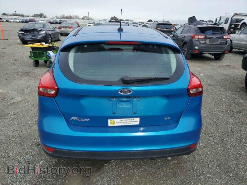 2016 Ford FOCUS (VIN 1FADP3K20GL246929) — photo 6 of 12