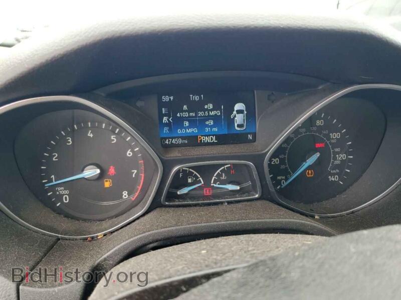 2016 Ford FOCUS (VIN 1FADP3K20GL246929) — photo 9 of 12