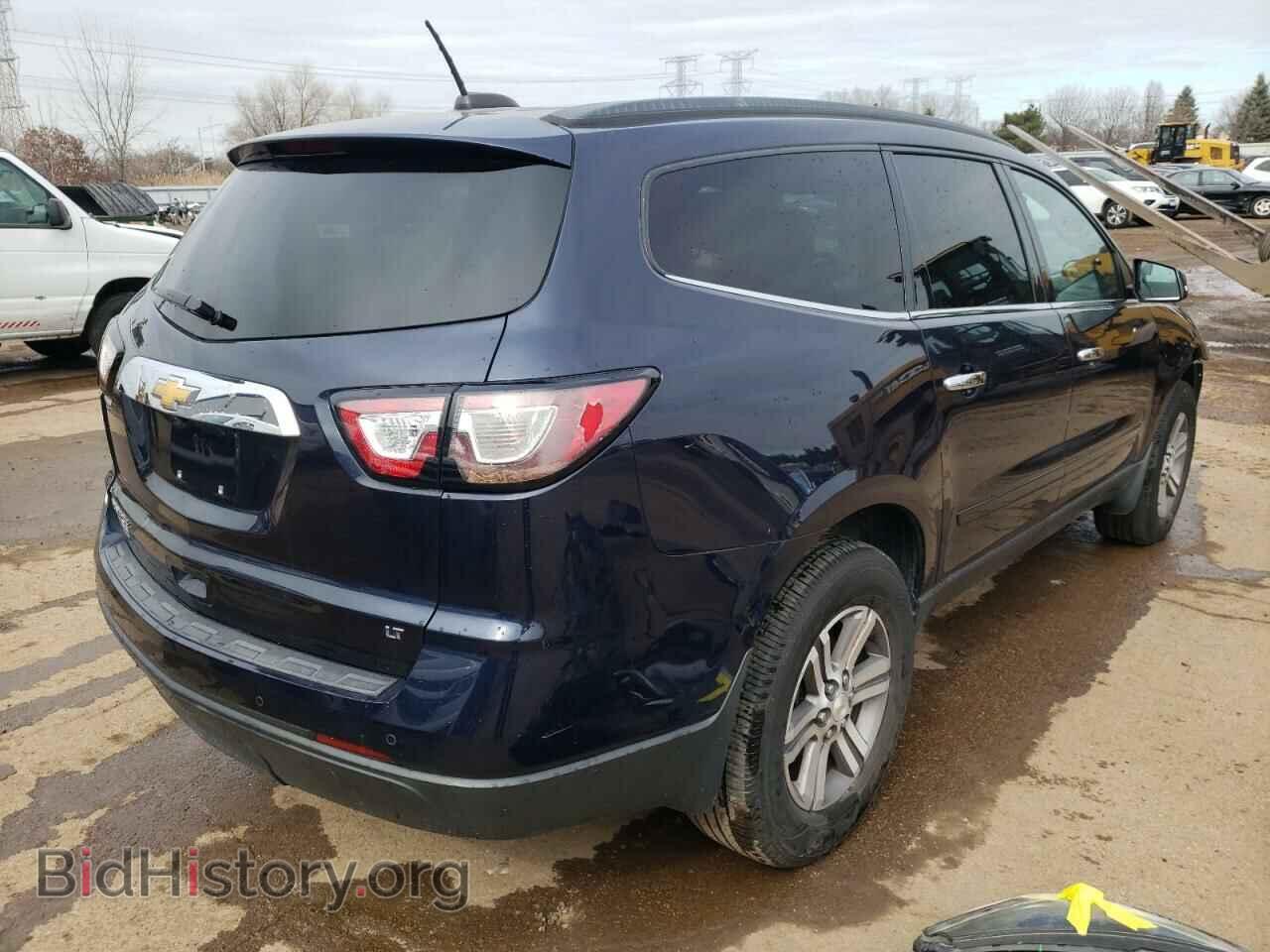 2017 CHEVROLET TRAVERSE - VIN: 1GNKRHKD1HJ116852 - Фото 3