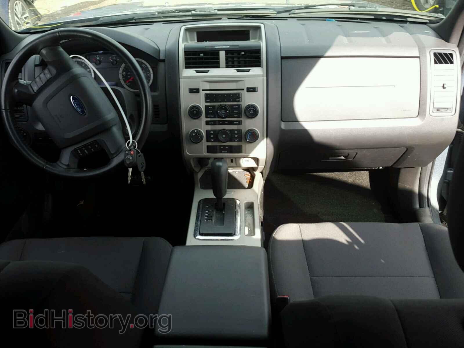 2011 FORD ESCAPE - VIN: 1FMCU0DG9BKB51866 - Фото 9