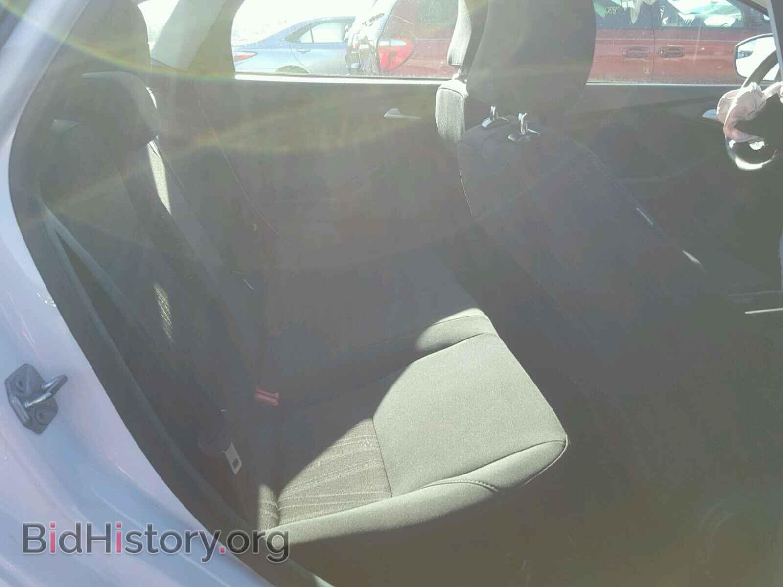 2017 FORD FOCUS - VIN: 1FADP3F27HL271466 - Photo 6