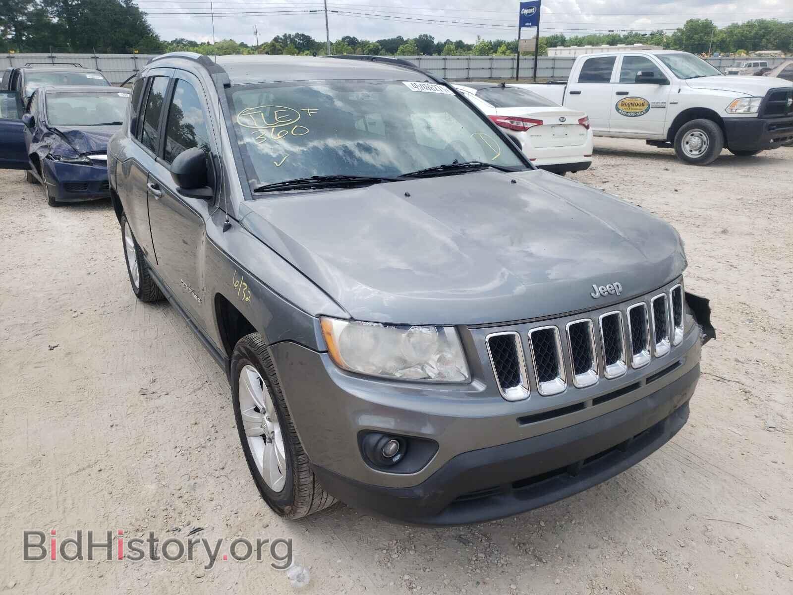 Photo 1J4NT1FB9BD260690 - JEEP COMPASS 2011