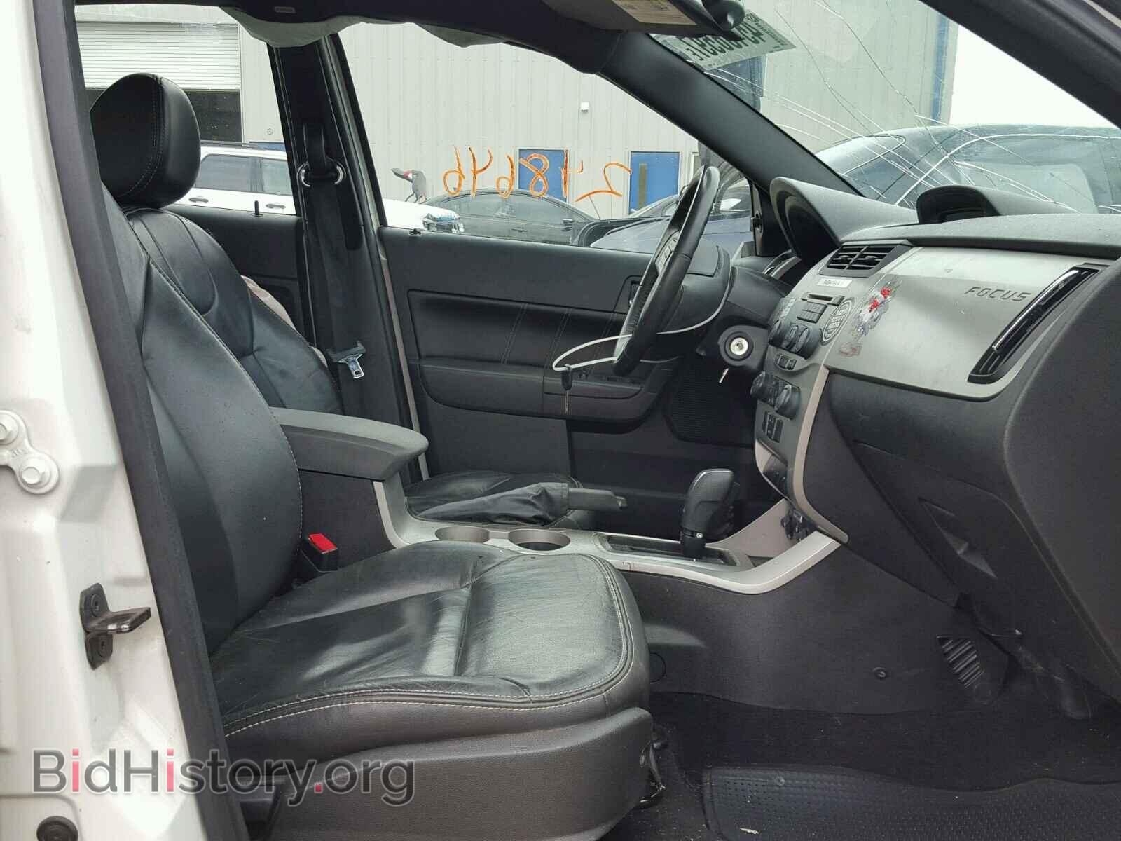 2009 FORD FOCUS - VIN: 1FAHP37N79W108455 - Photo 5