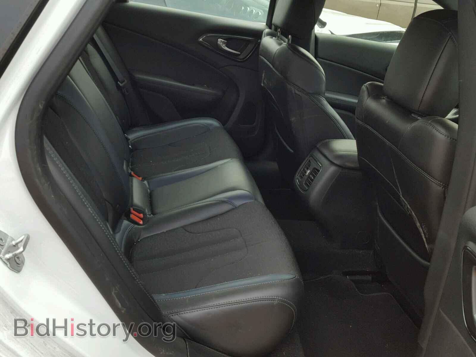 2015 CHRYSLER 200 - VIN: 1C3CCCBBXFN752048 - Photo 6
