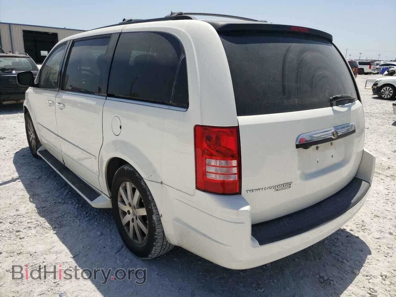 2008 CHRYSLER MINIVAN - VIN: 2A8HR54P68R657330 - Фото 3