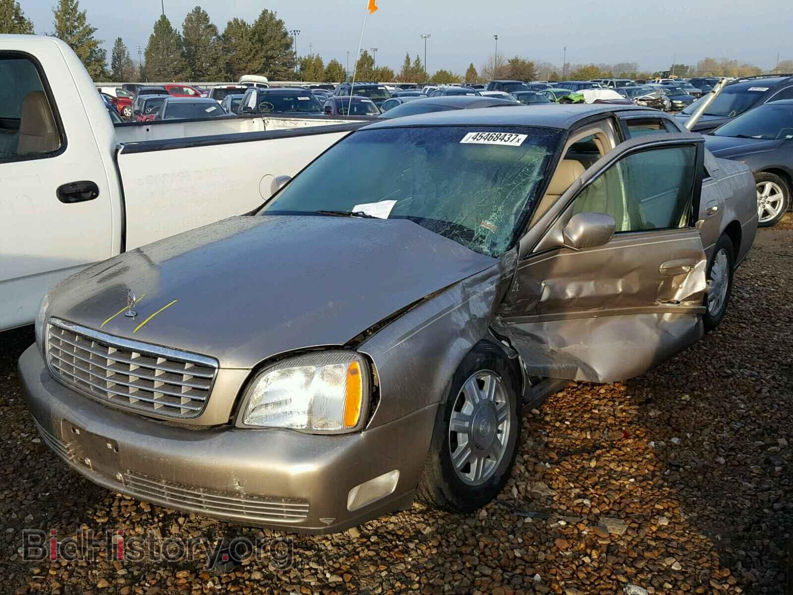 2004 CADILLAC DEVILLE - VIN: 1G6KD54Y54U161228 - Photo 2